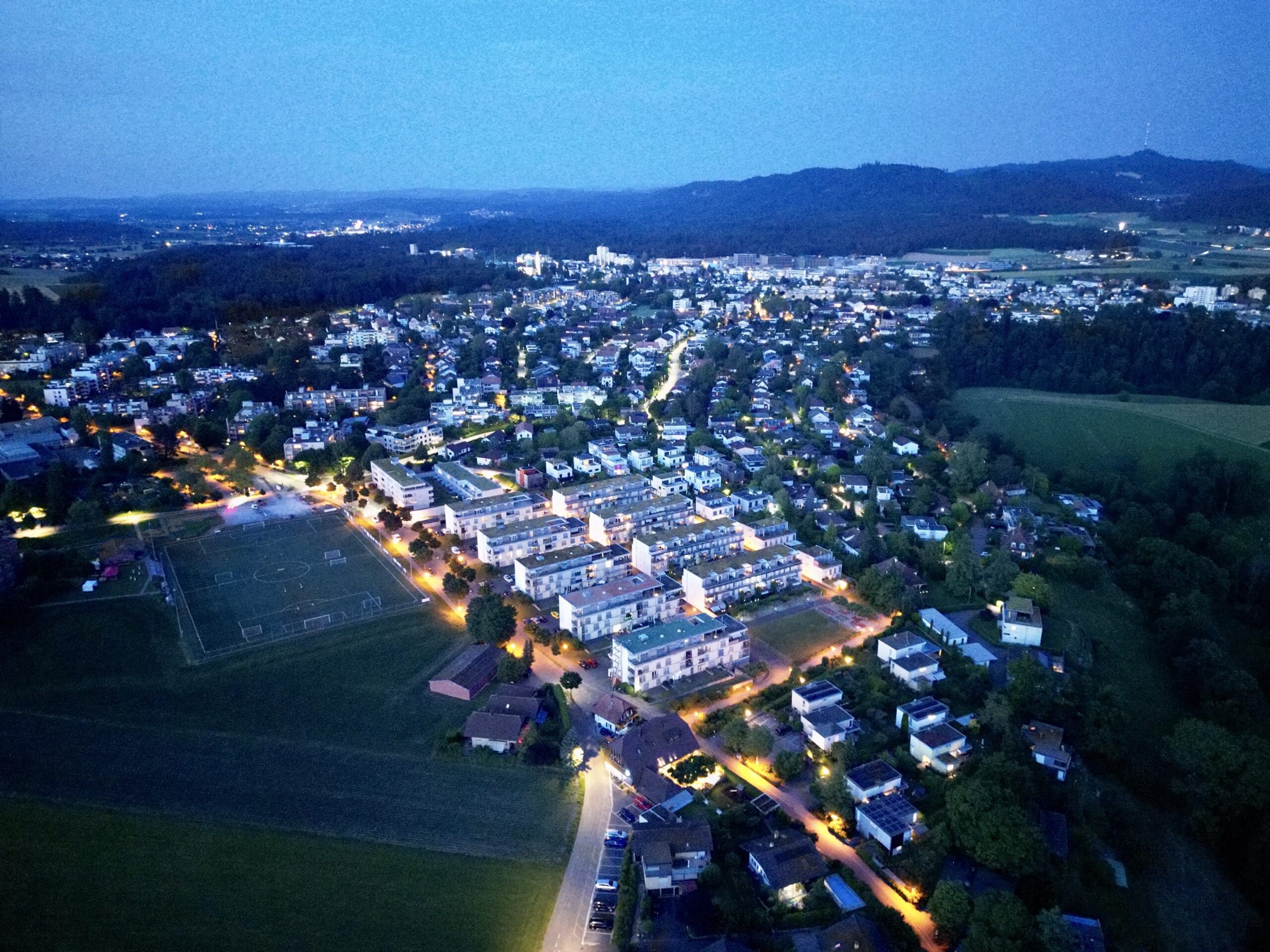 Zollikofen Dämmerung Alpenstrasse